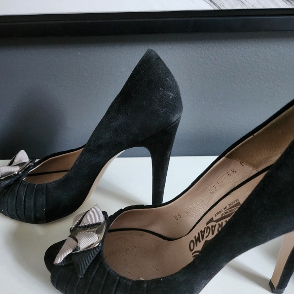 Salvatore Ferragamo Heels - Picture 9 of 13